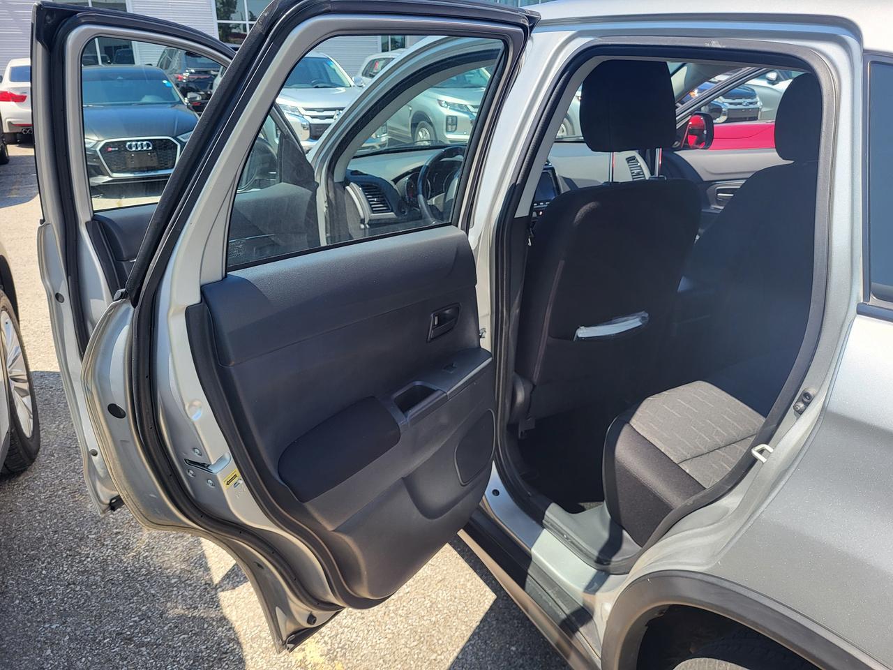 2020 Mitsubishi RVR ES FWD Photo
