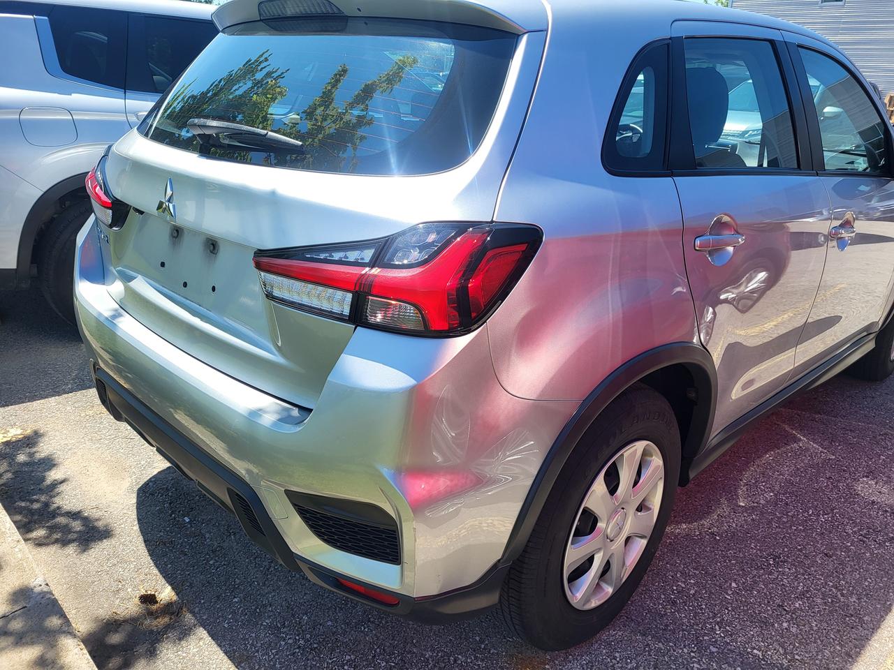 2020 Mitsubishi RVR ES FWD Photo