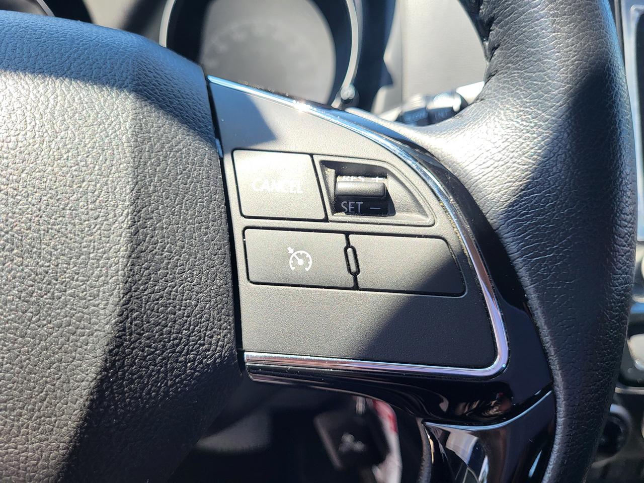 2020 Mitsubishi RVR ES FWD Photo