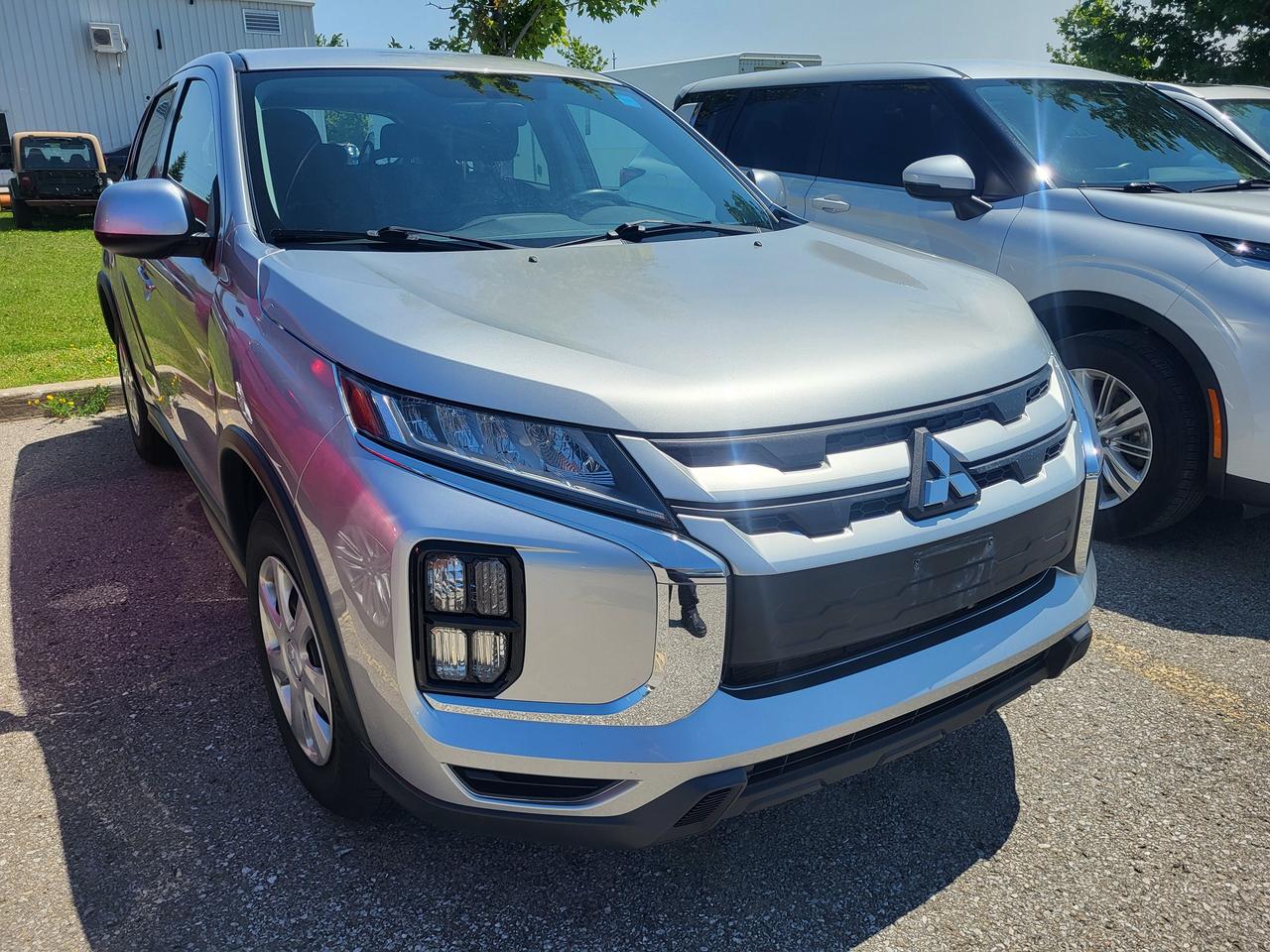 2020 Mitsubishi RVR ES FWD Photo