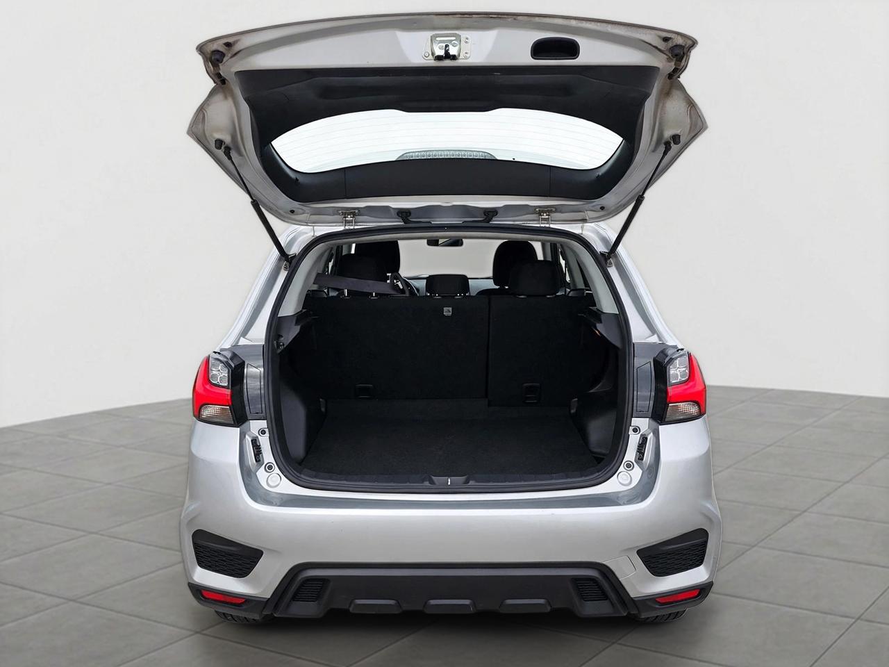 2020 Mitsubishi RVR ES FWD Photo