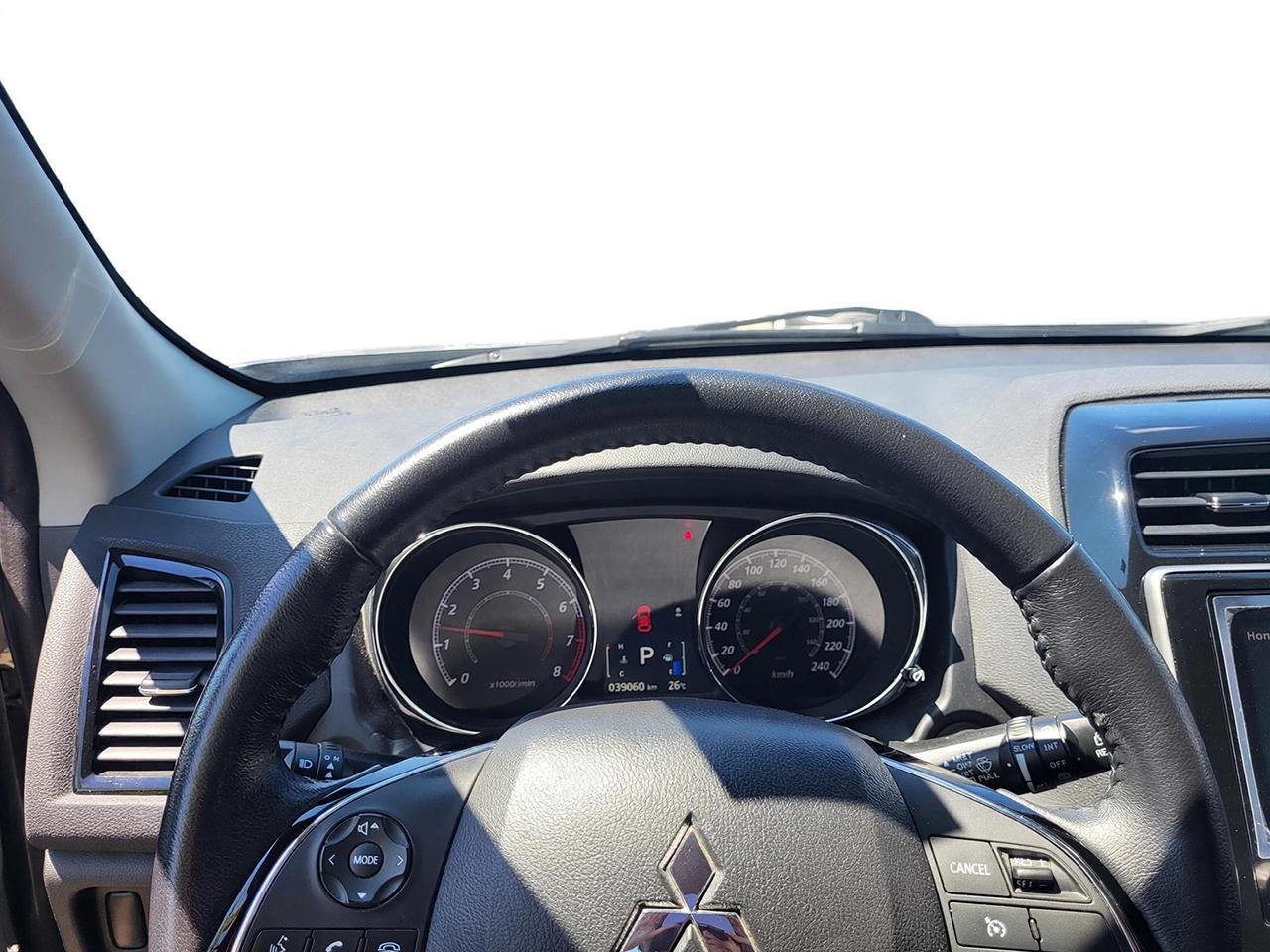 2020 Mitsubishi RVR ES FWD Photo