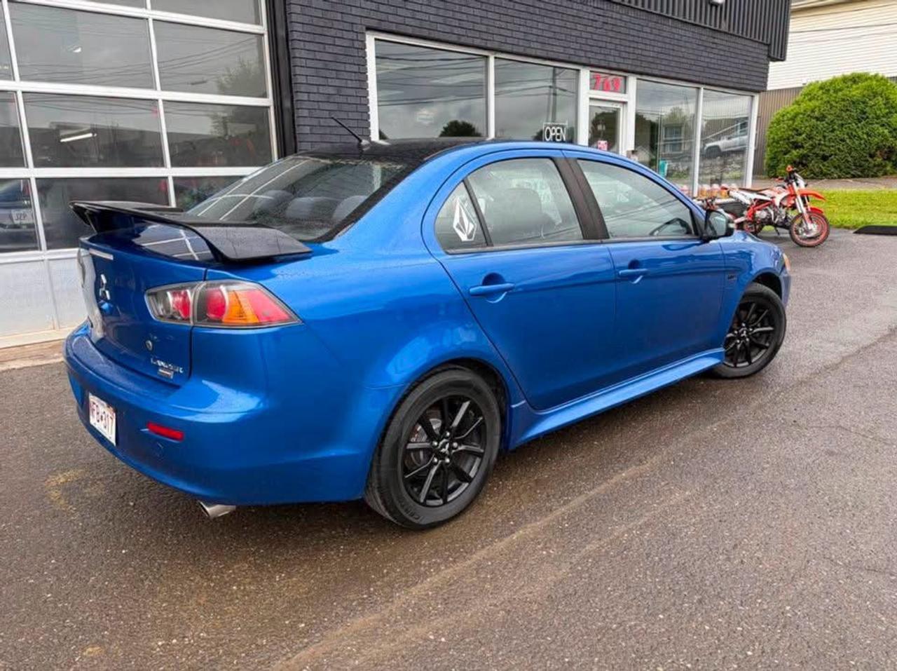 2017 Mitsubishi Lancer SE AWD CVT - Photo #2