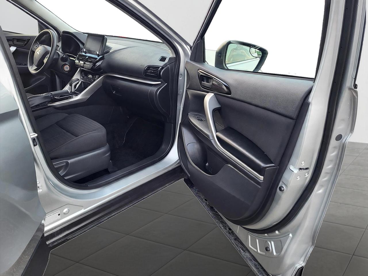2026 Mitsubishi Eclipse Cross ES S-AWC Photo