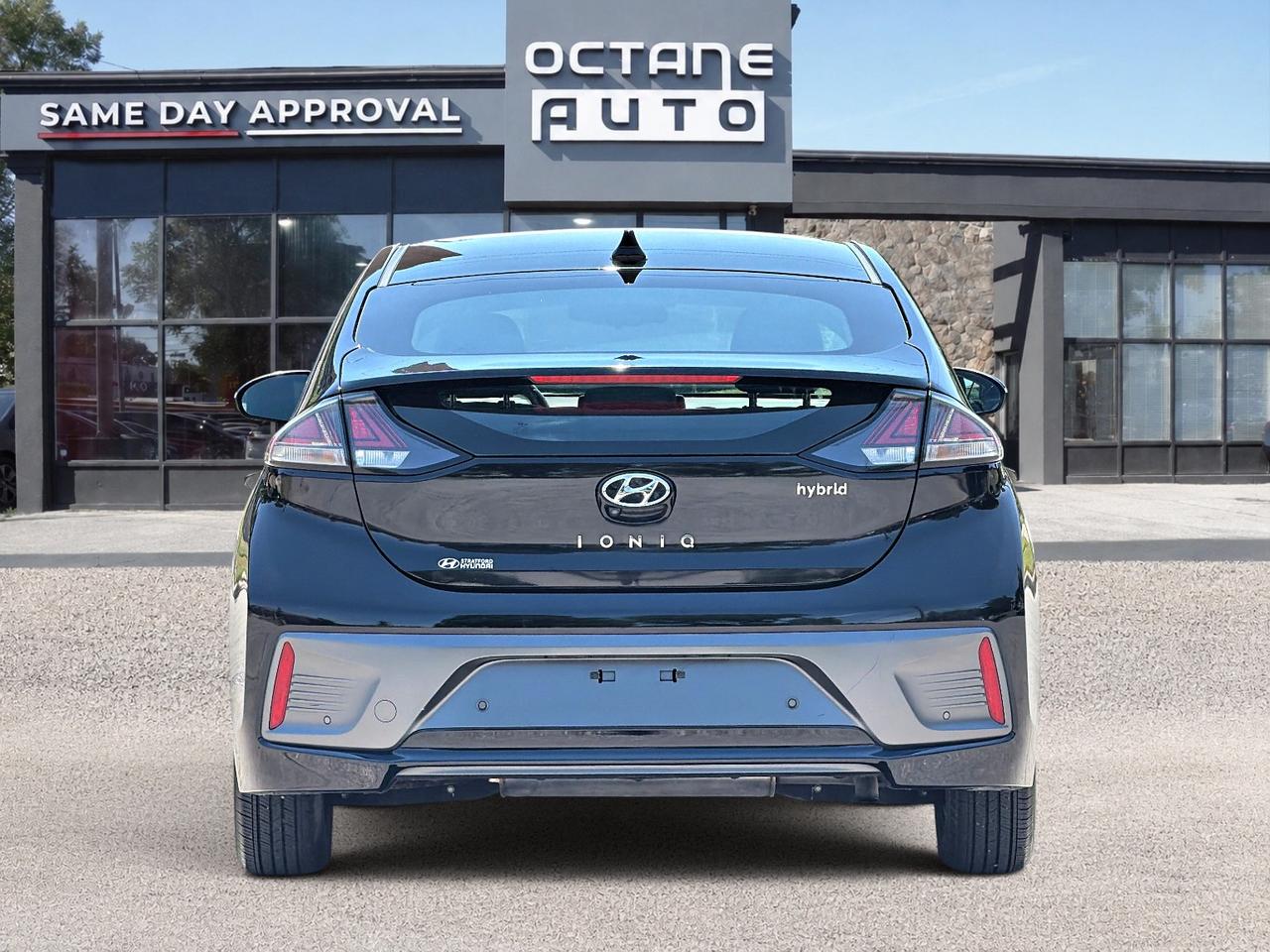 2020 Hyundai IONIQ SEL Photo
