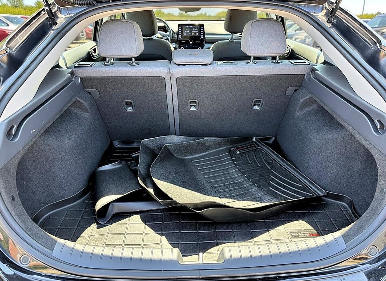 2020 Hyundai IONIQ SEL Photo