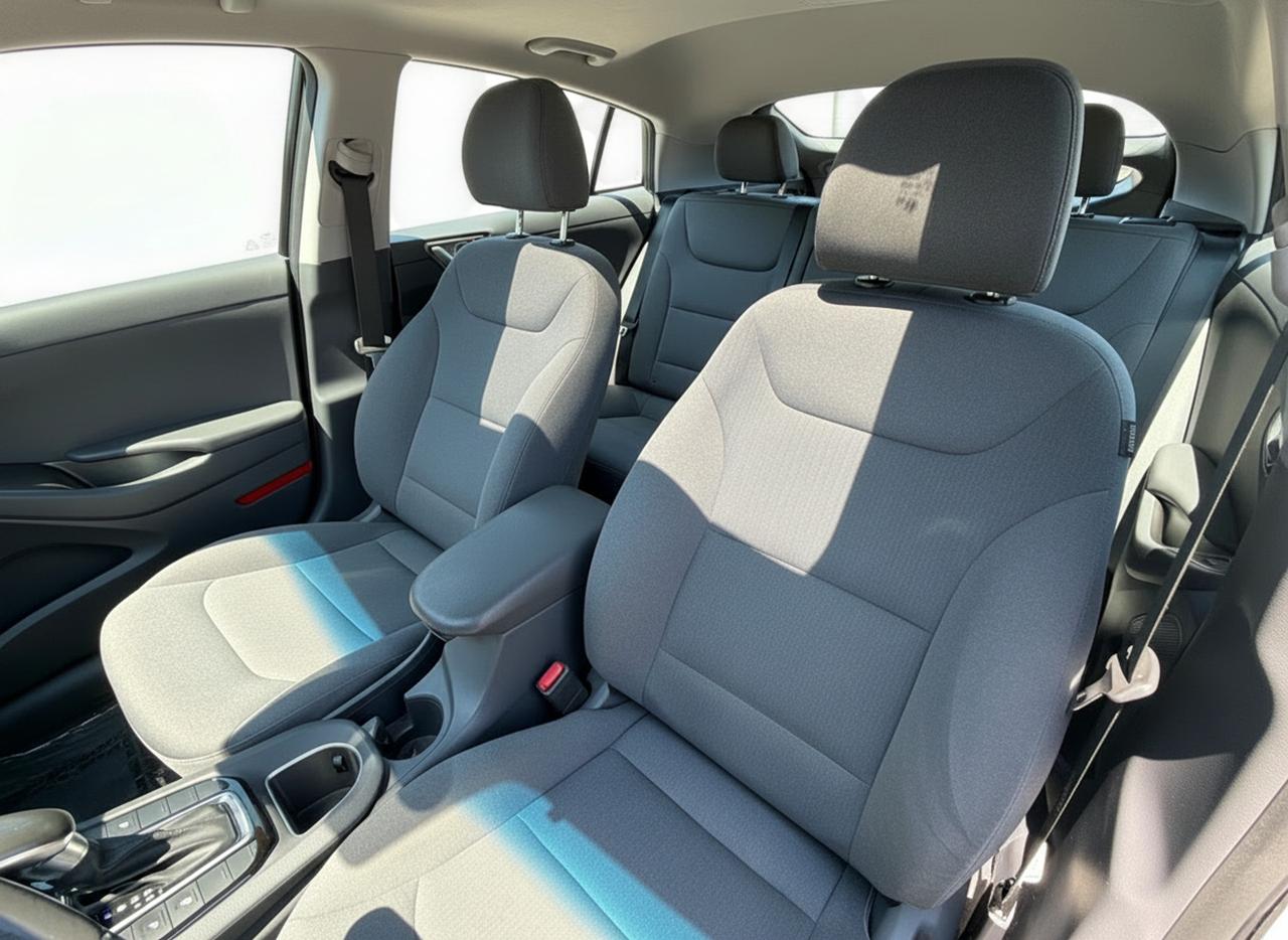 2020 Hyundai IONIQ SEL Photo