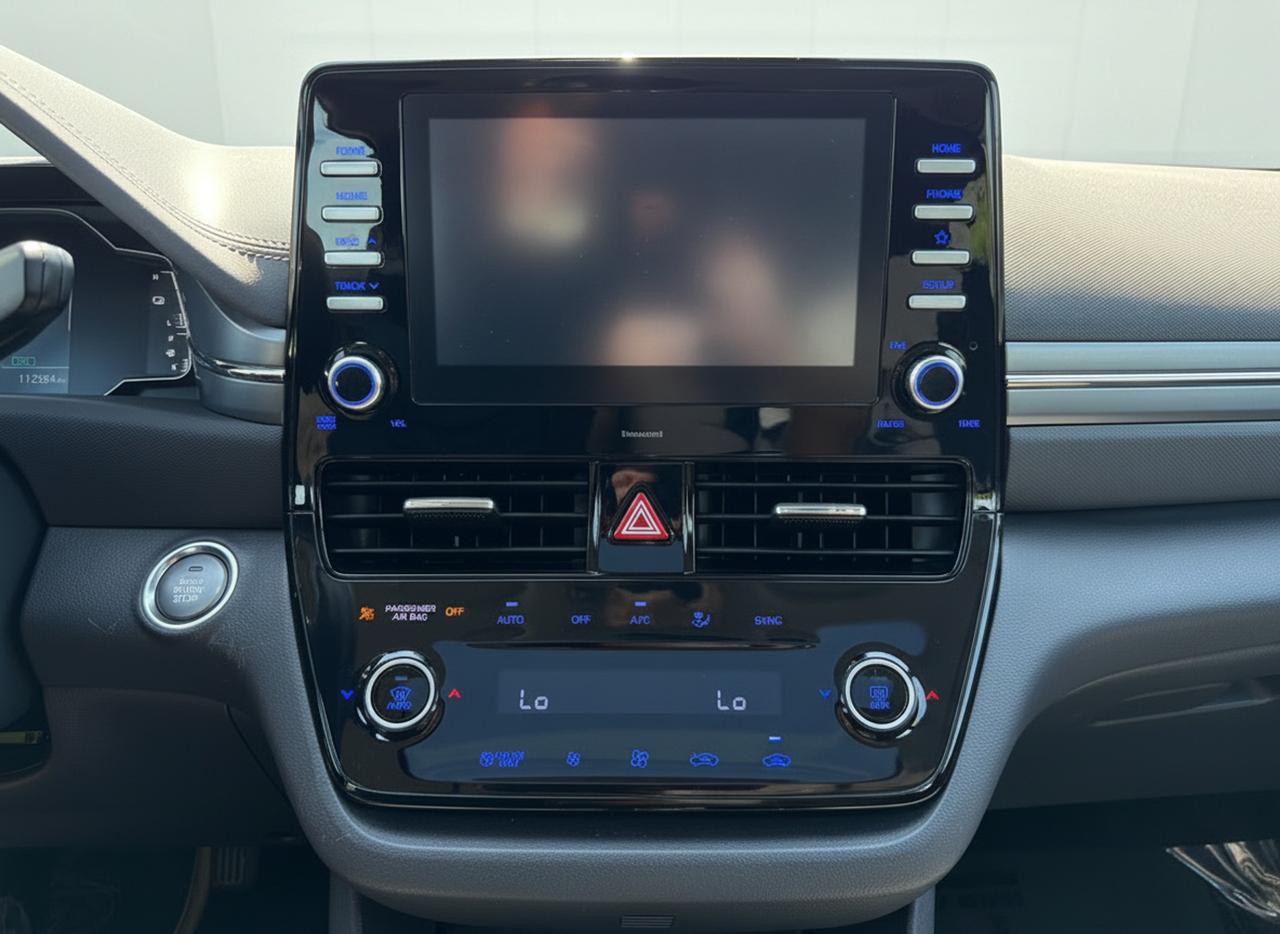 2020 Hyundai IONIQ SEL Photo