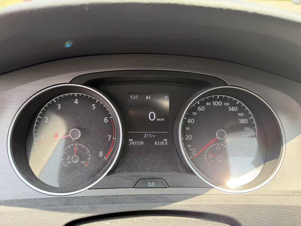 2017 Volkswagen Golf SportWagen 4dr DSG 1.8 TSI Trendline 4MOTION Photo