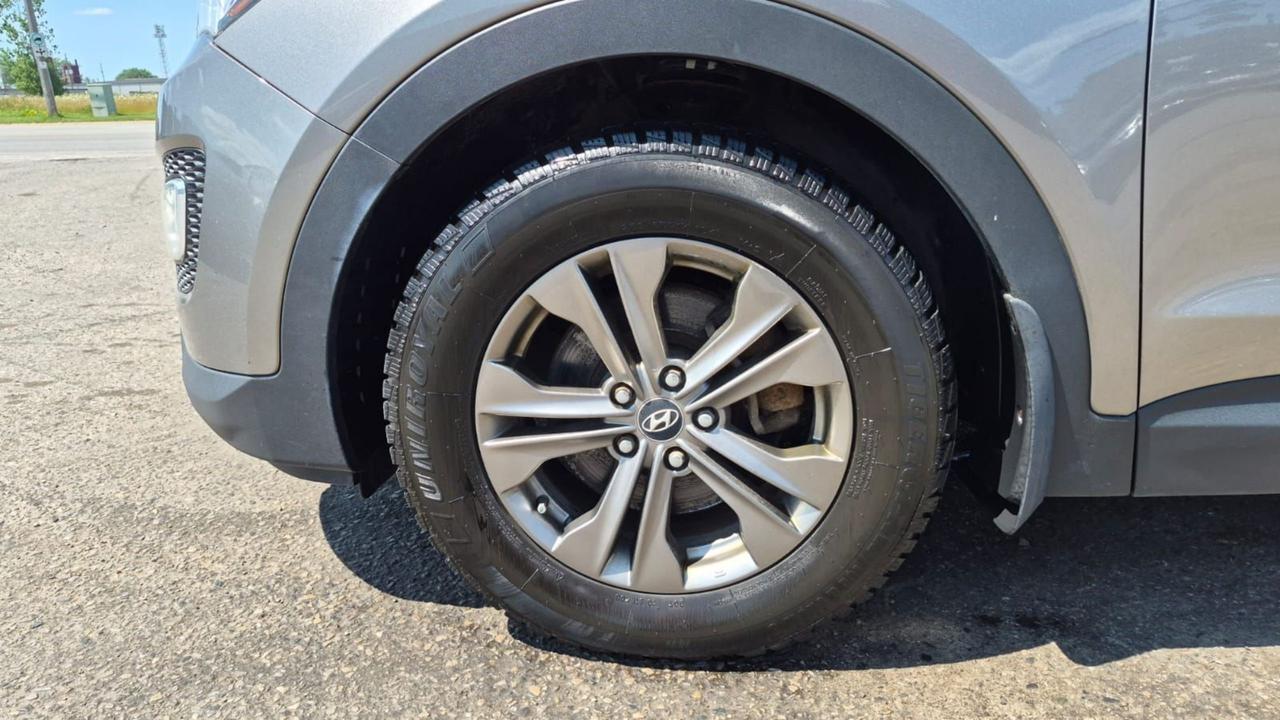 2014 Hyundai Santa Fe Sport PREMIUM, 4CYL, AUTO, ONLY 177KMS, CERTIFIED Photo