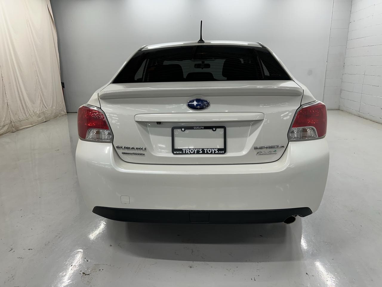 2016 Subaru Impreza  Photo4