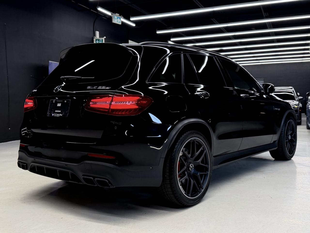 2019 Mercedes-Benz GLC-Class GLC63S AMG|CARBON INT.|BSM|ACC|LKA|BURMESTER| Photo