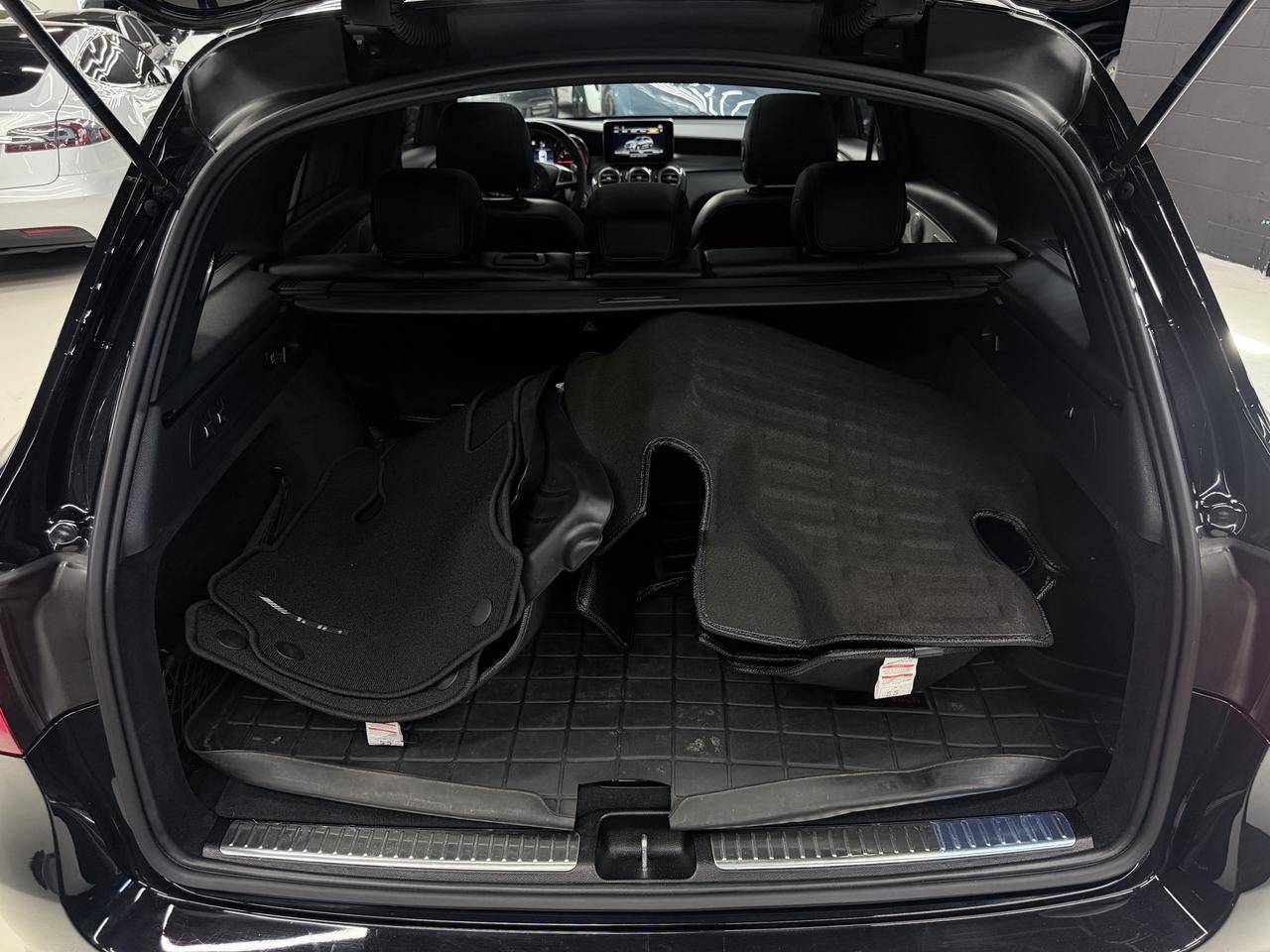 2019 Mercedes-Benz GLC-Class GLC63S AMG|CARBON INT.|BSM|ACC|LKA|BURMESTER| Photo