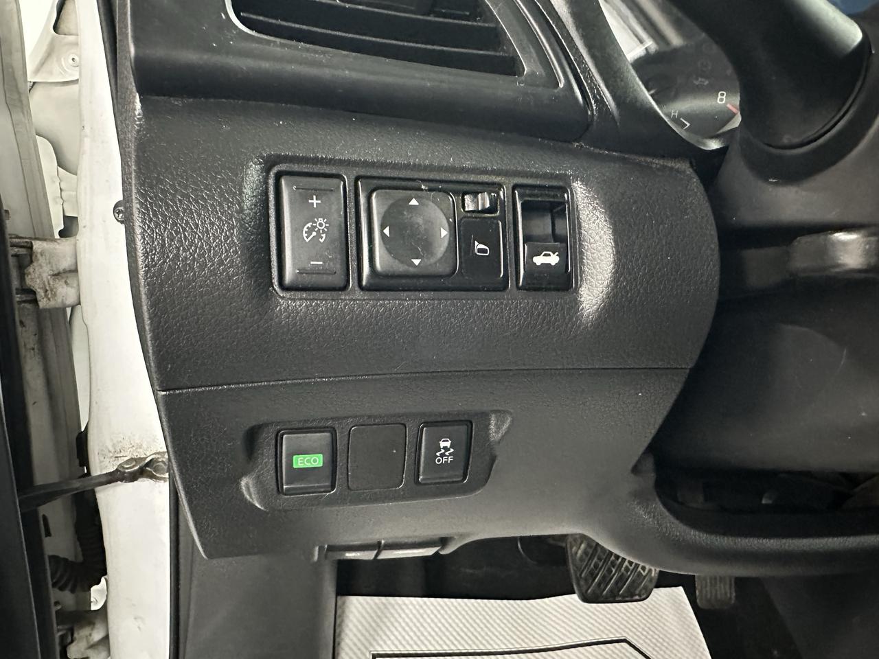 2019 Nissan Sentra SV Photo18