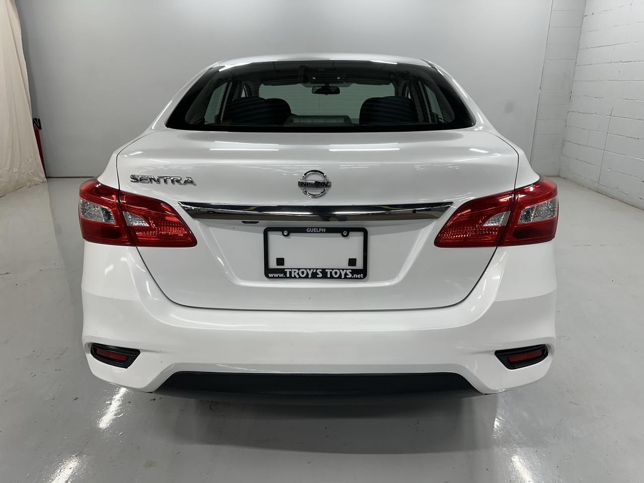 2019 Nissan Sentra SV Photo24