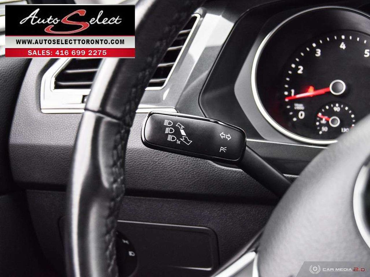2018 Volkswagen Tiguan Comfortline 4Motion - AWD - Apple Carplay - Clean Carfax Photo