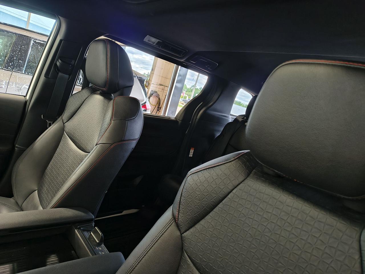 2025 Toyota Sienna XSE Photo0