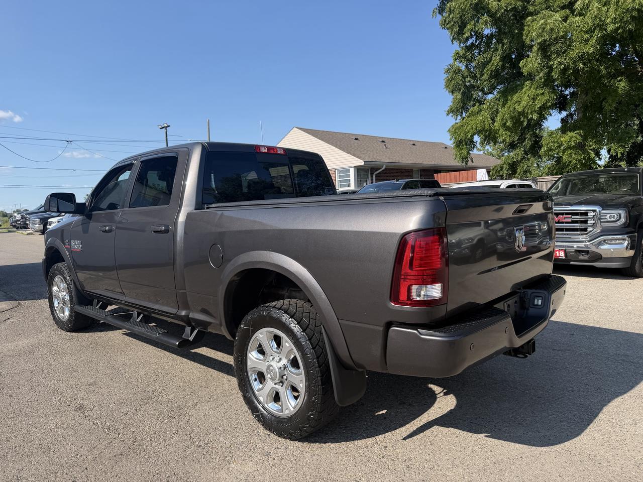 2018 RAM 2500 Laramie | Cummins Diesel Photo4