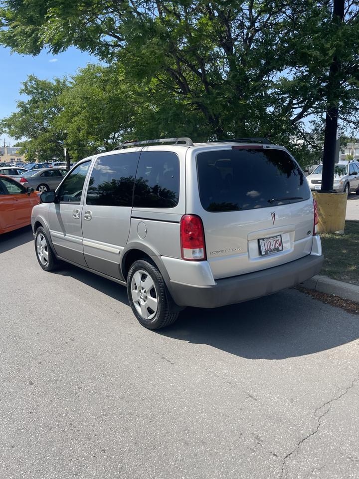 2008 Pontiac Montana ONLY 82,000 KMS Photo2