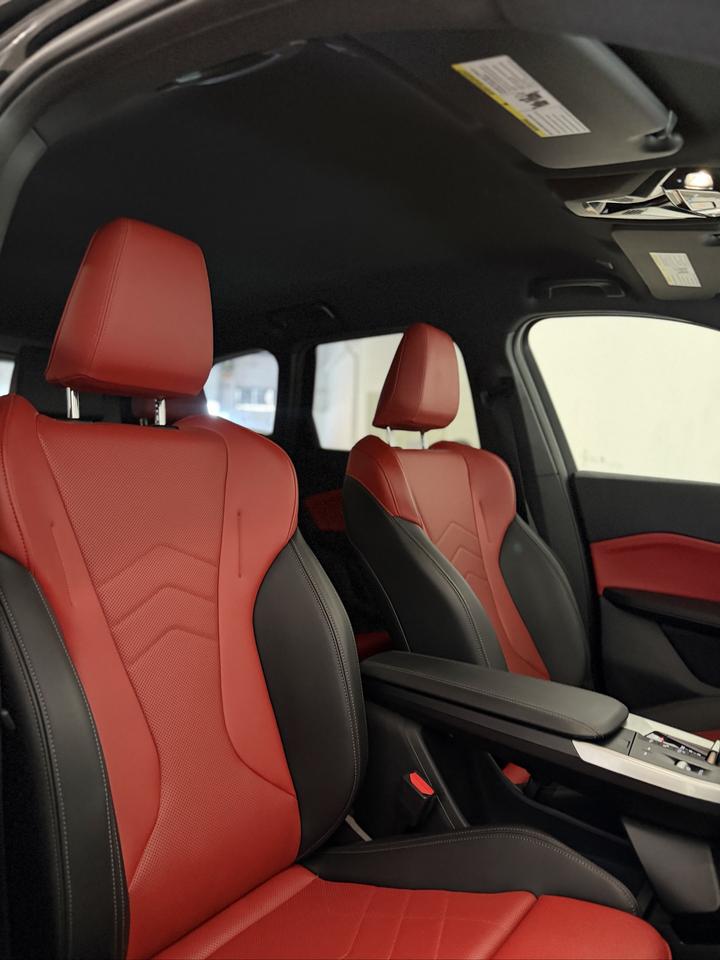 2023 BMW X1 xDrive28i | LEATHER | CARPLAY | PANOROOF Photo
