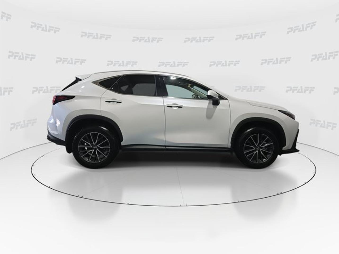 2025 Lexus NX 350h Premium Photo