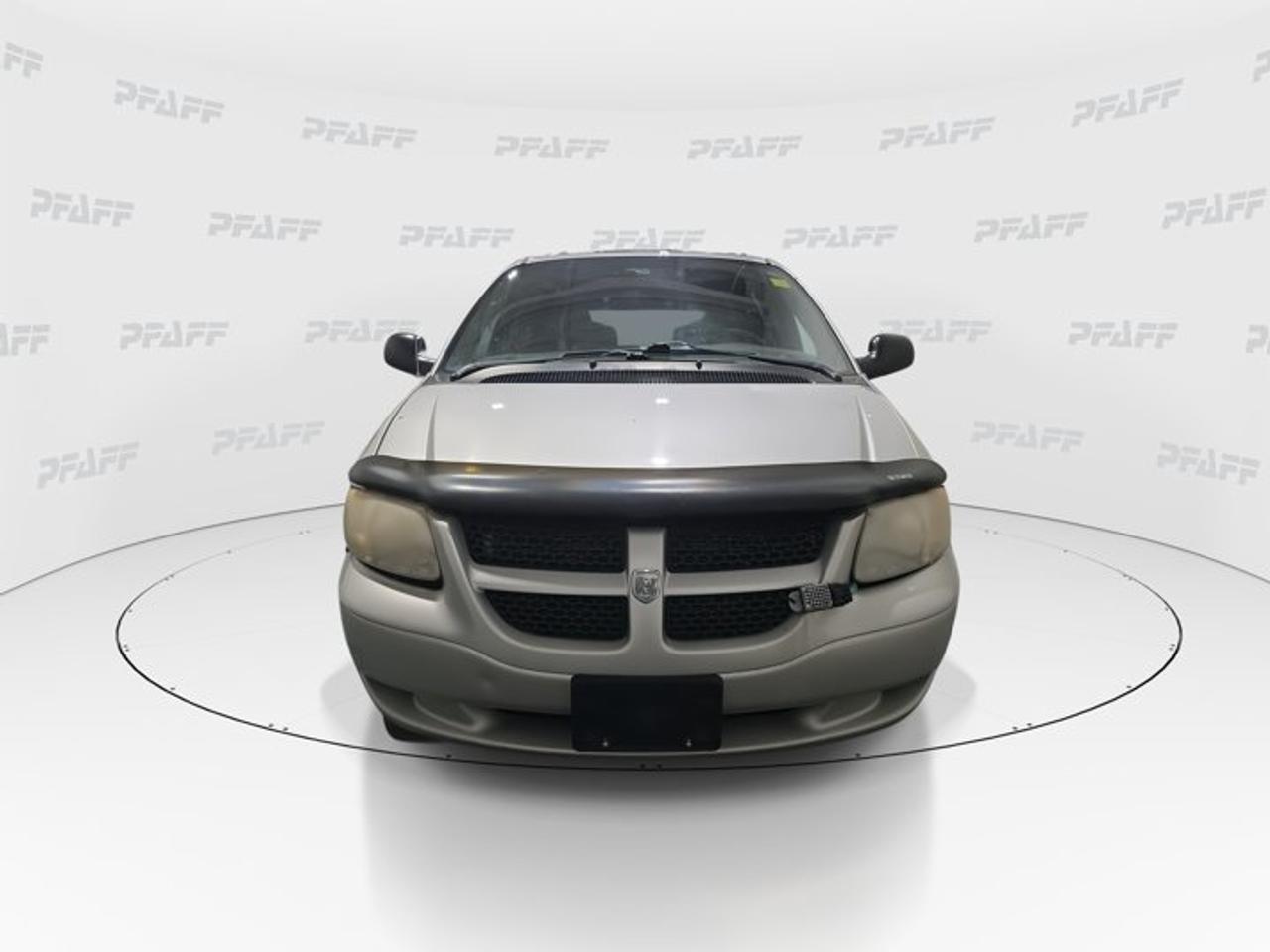2003 Dodge Caravan SE Photo