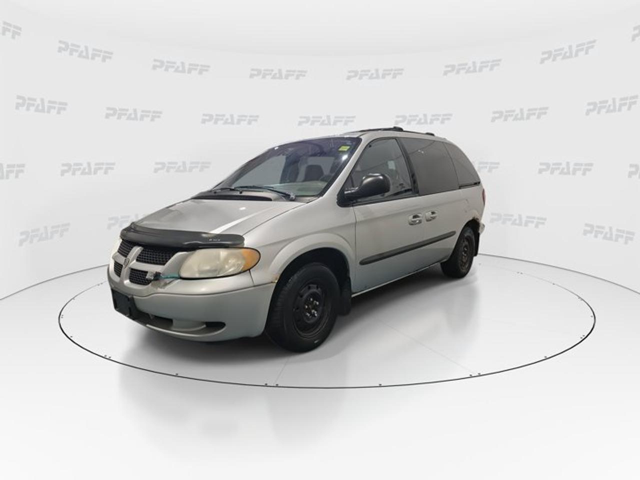 2003 Dodge Caravan SE Photo