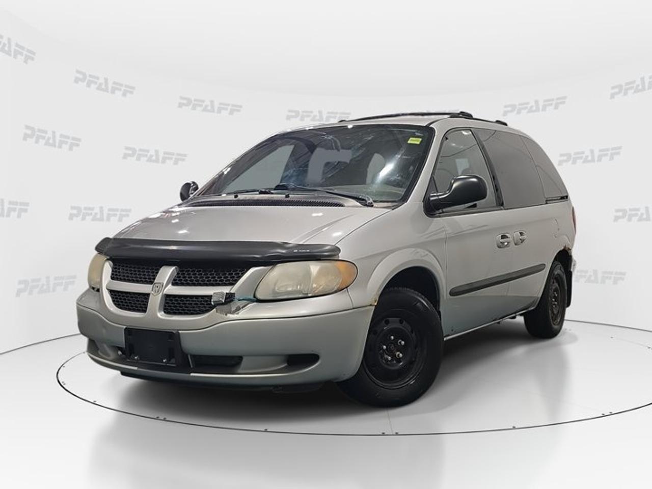 2003 Dodge Caravan SE Photo