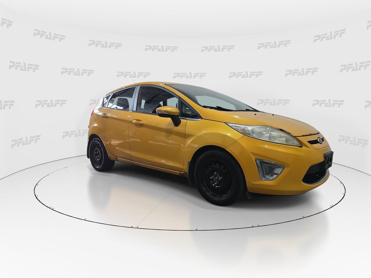 2011 Ford Fiesta SES Photo