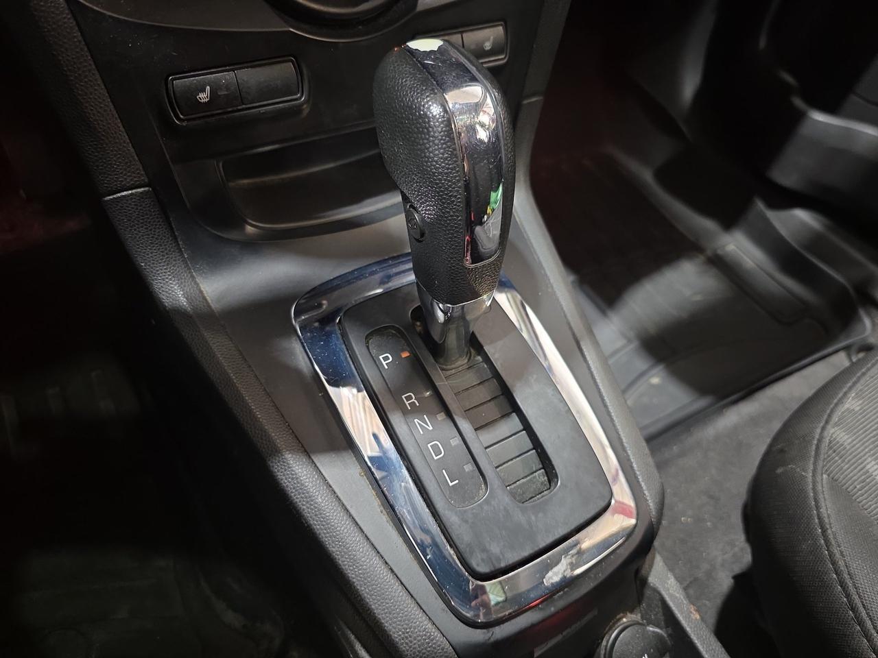 2011 Ford Fiesta SES Photo