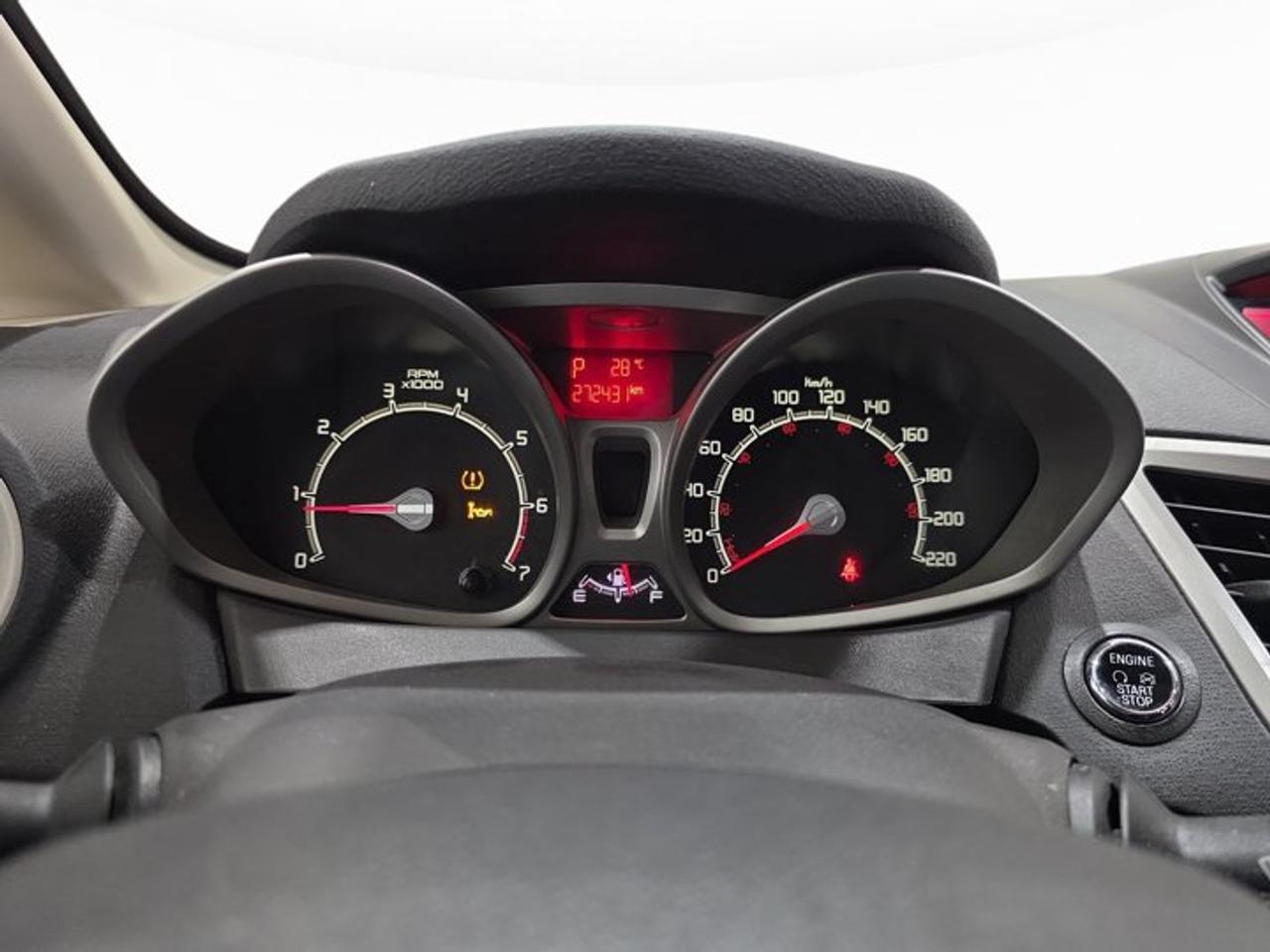 2011 Ford Fiesta SES Photo
