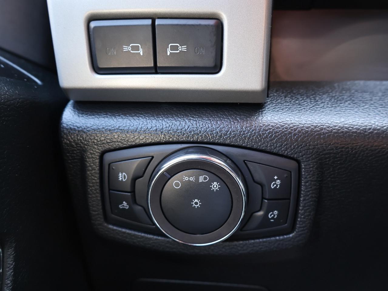 2019 Ford F-150 LARIAT-FX4 4WD CERTIFIED *1 OWNER* CAMERA NAV BLUETOOTH LEATHER HEATED SEATS CRUISE ALLOYS Photo