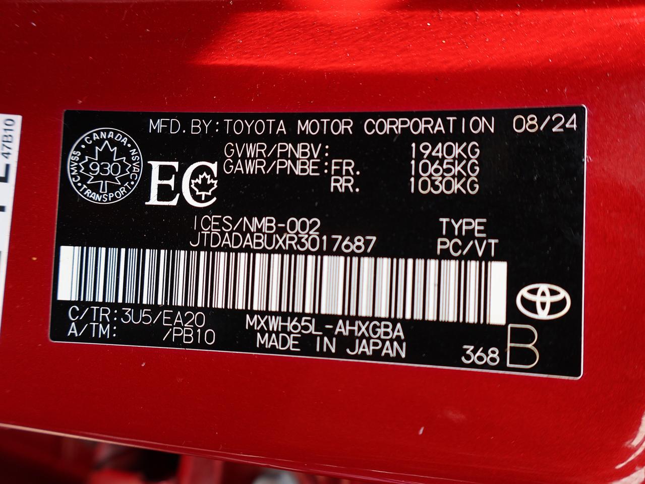 2024 Toyota Prius XLE AWD CERTIFIED CAMERA NAV BLUETOOTH LEATHER HEATED SEATS CRUISE ALLOYS Photo