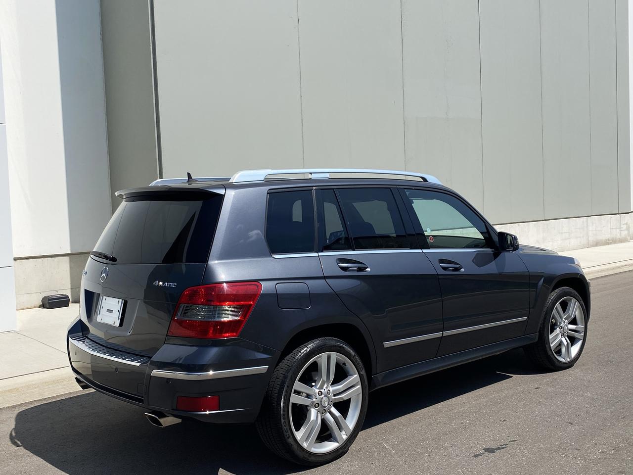 2011 Mercedes-Benz GLK-Class GLK 350 4MATIC-SPORT-NAV-CAMERA-PANO ROOF Photo