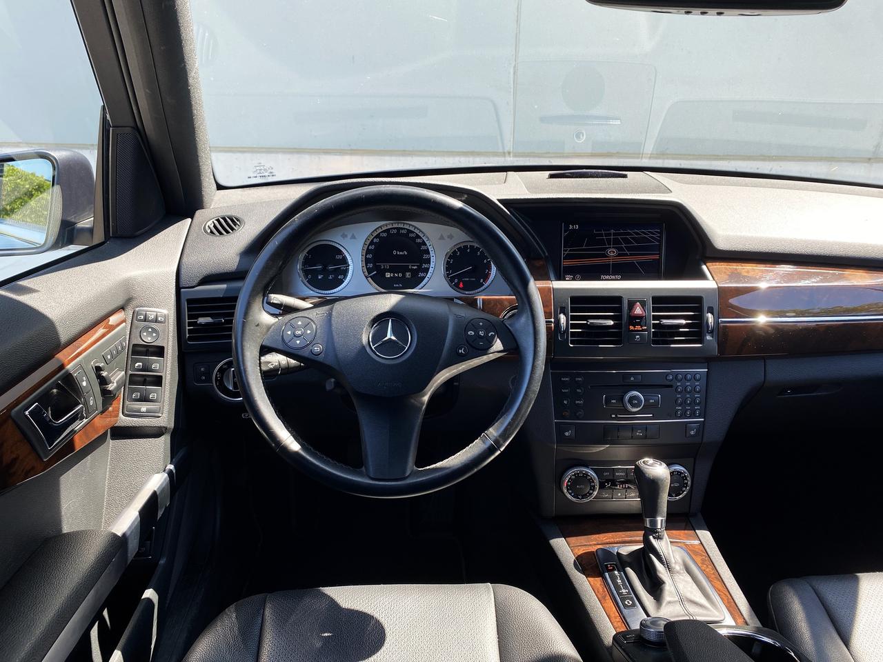 2011 Mercedes-Benz GLK-Class GLK 350 4MATIC-SPORT-NAV-CAMERA-PANO ROOF Photo