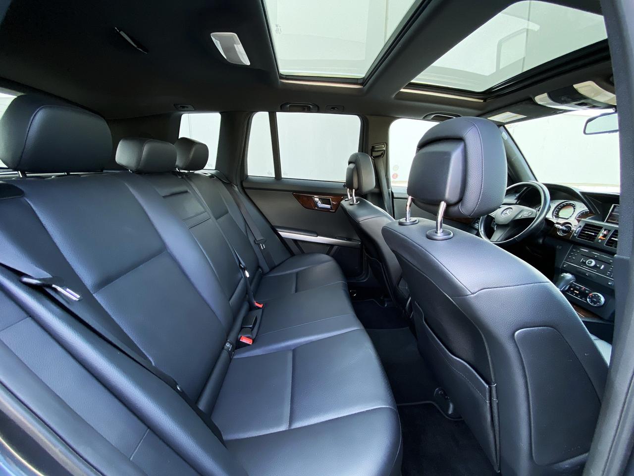 2011 Mercedes-Benz GLK-Class GLK 350 4MATIC-SPORT-NAV-CAMERA-PANO ROOF Photo