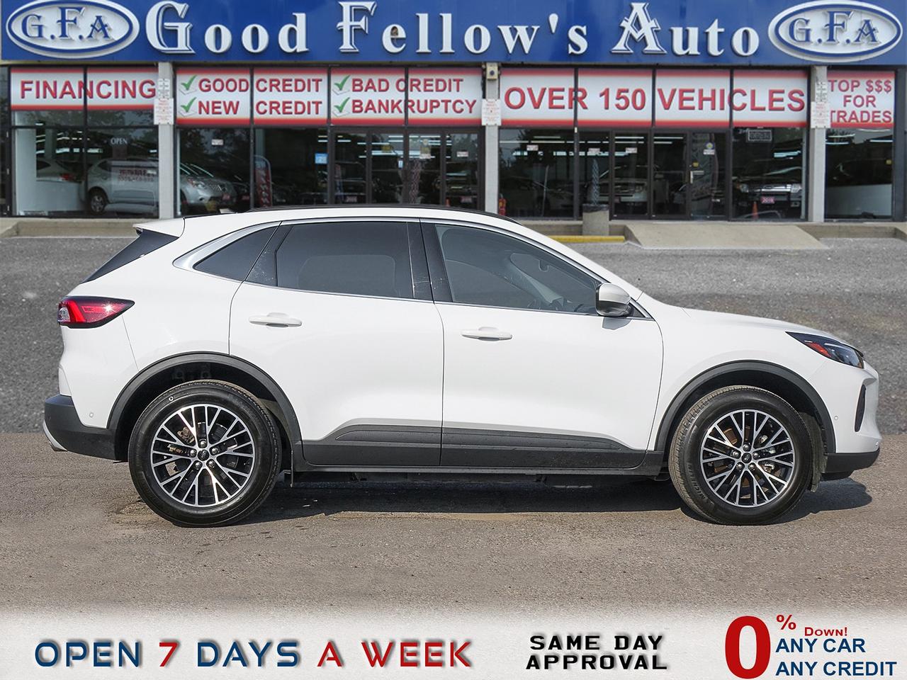 2023 Ford Escape PHEV HYBRID, FWD, LEATHER SEATS, NAVIGATION, REARV Photo3