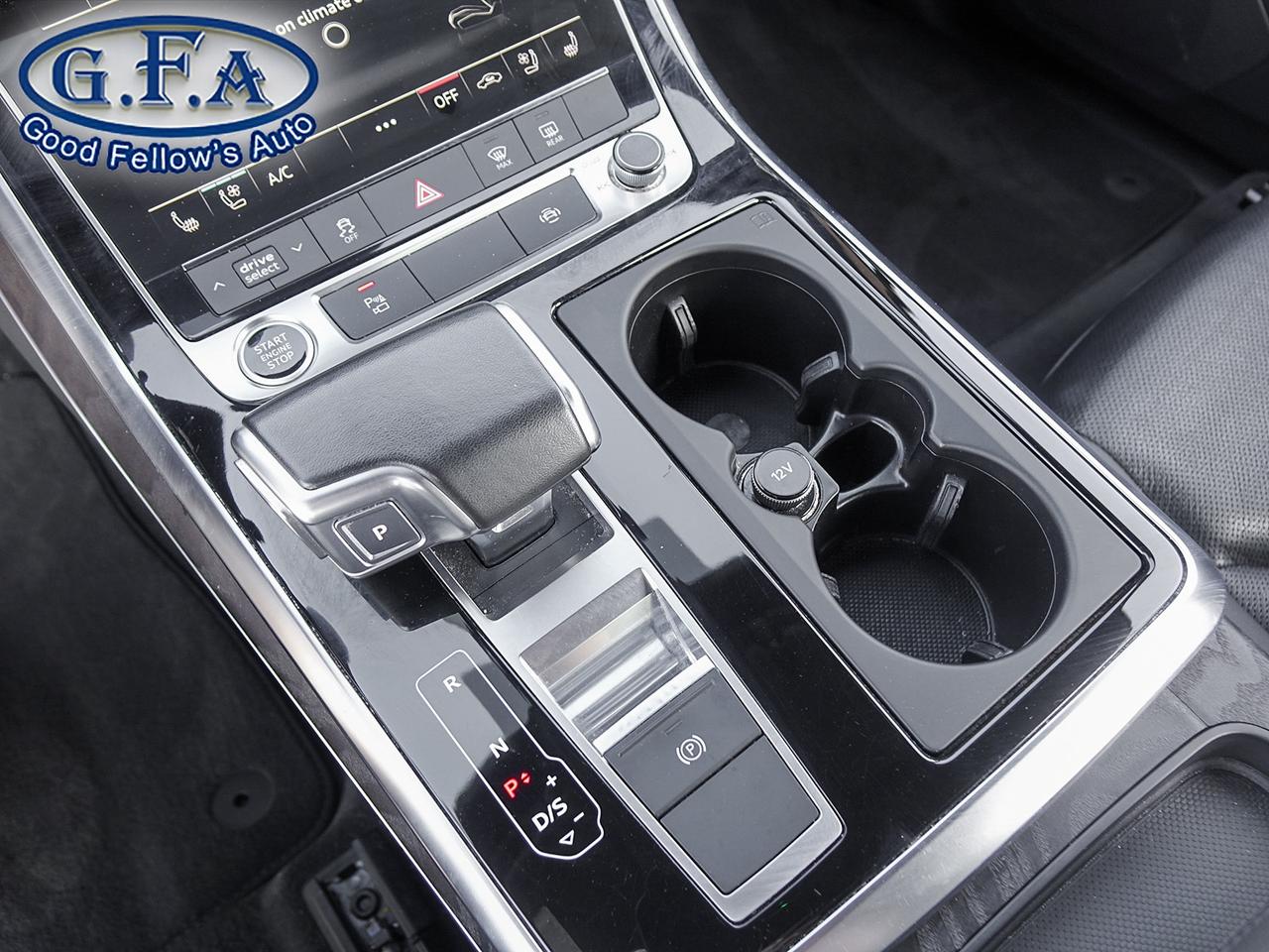 2022 Audi Q7 PROGRESSIV QUATTRO MODEL, 7 PASSENGER, 21" RIM, LE Photo