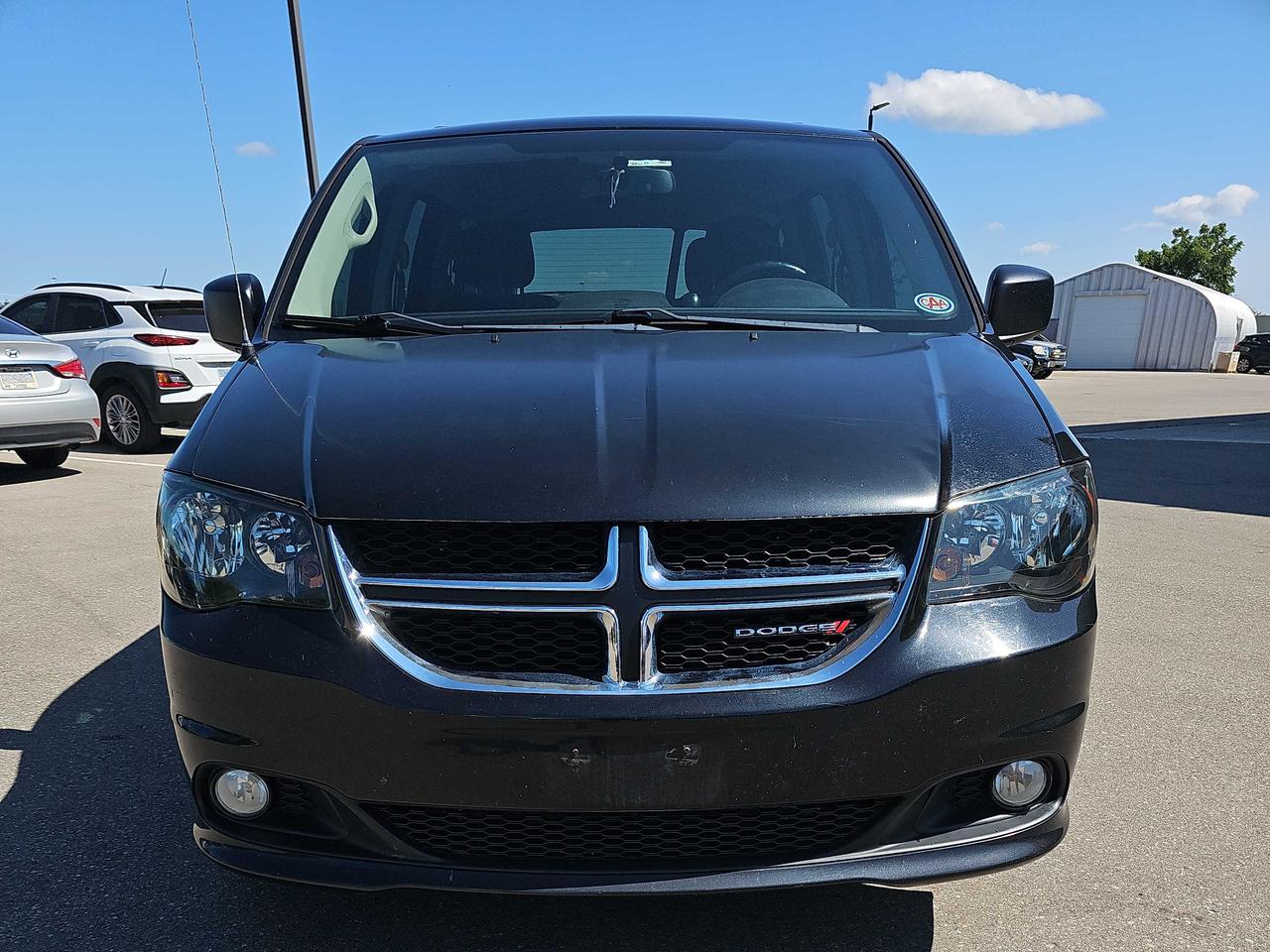 2013 Dodge Grand Caravan SXT Photo