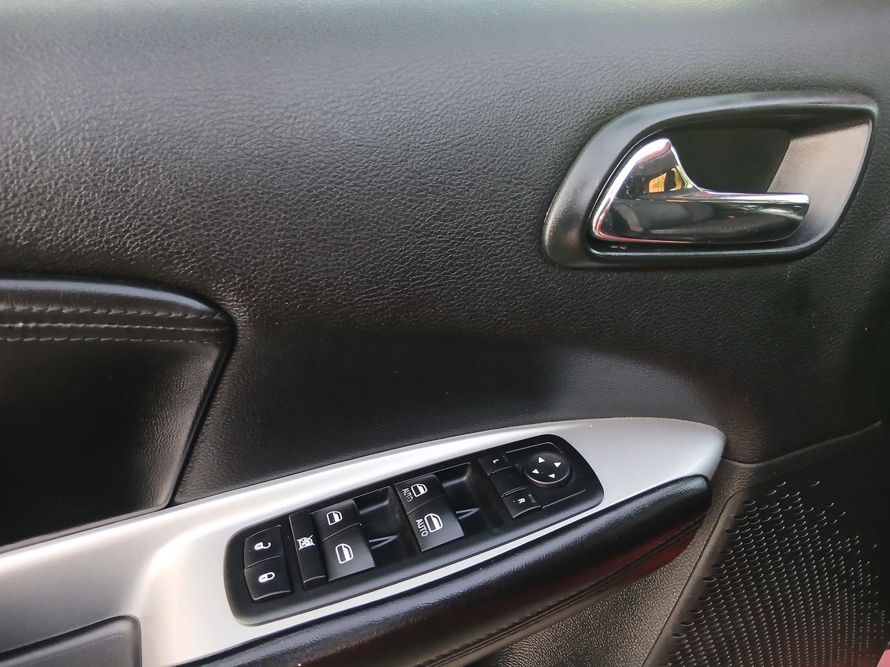 2014 Dodge Journey Limited Photo4