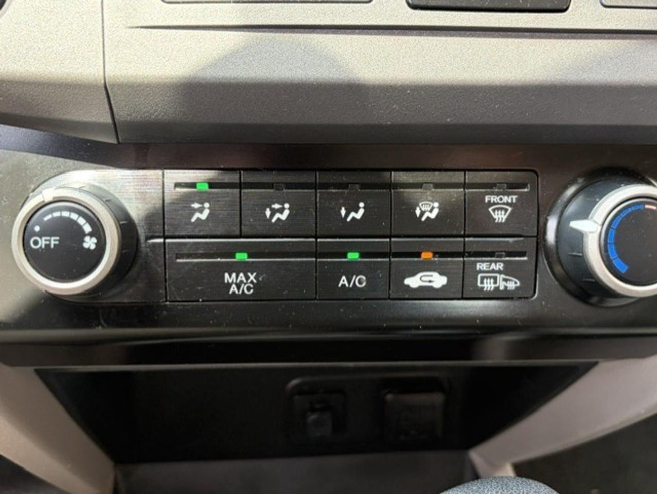 2012 Honda Civic 4dr Auto LX Photo