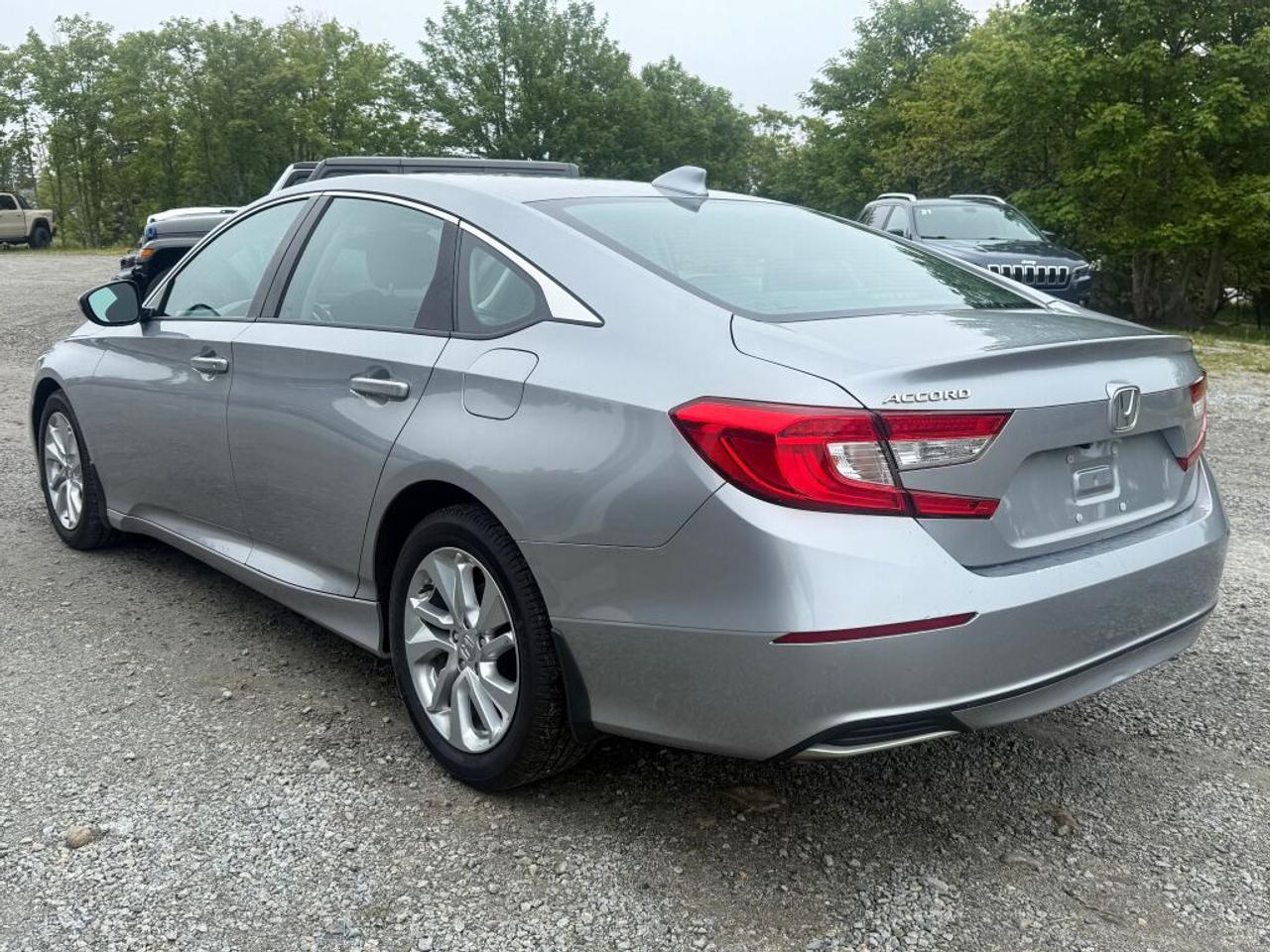 2019 Honda Accord Sedan LX Photo