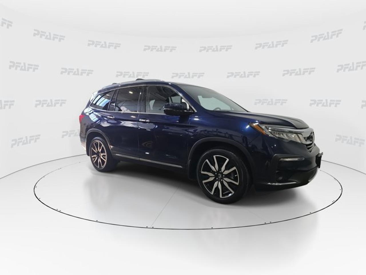 2021 Honda Pilot Touring 7-Passenger Photo2