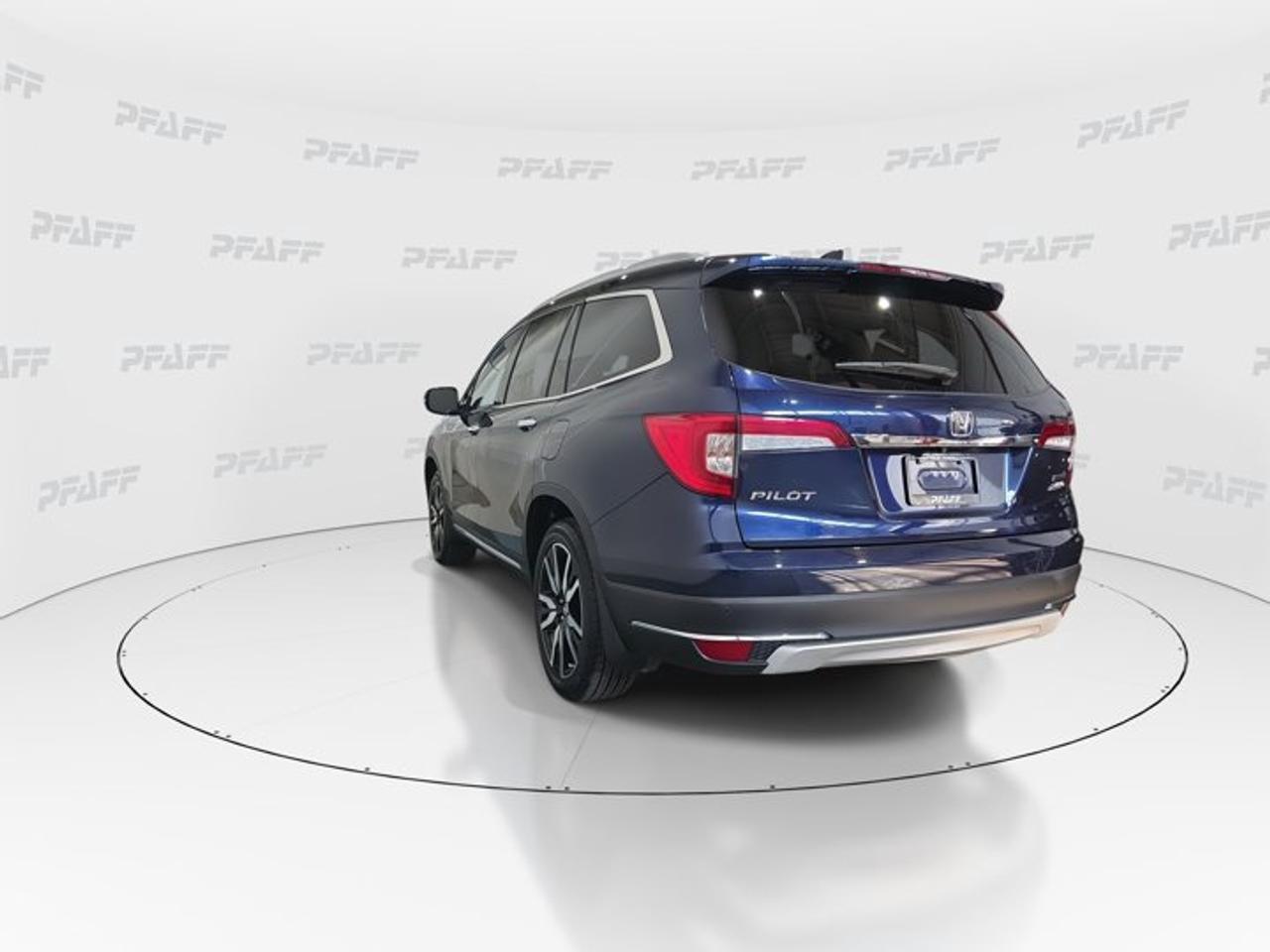 2021 Honda Pilot Touring 7-Passenger Photo