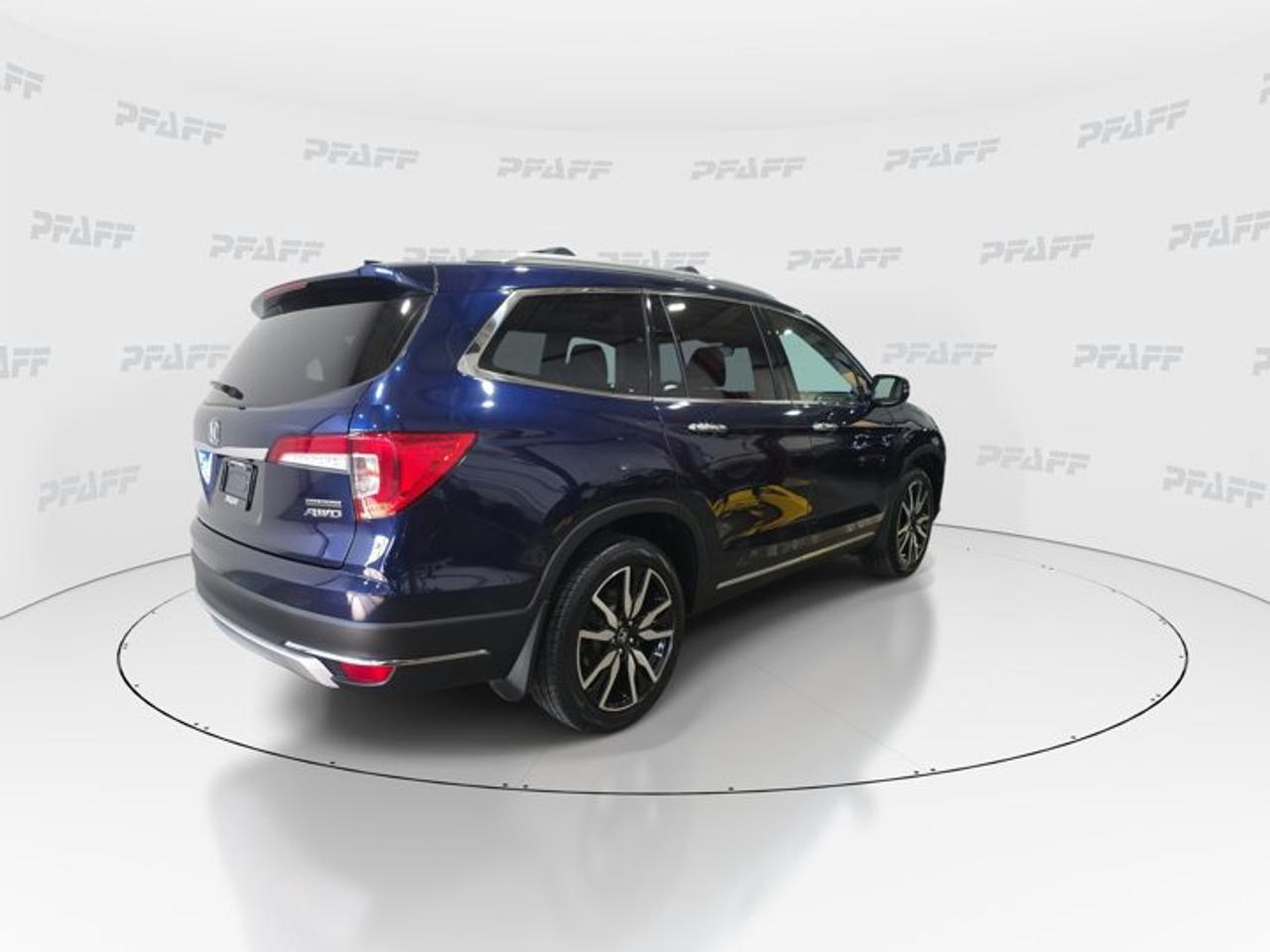 2021 Honda Pilot Touring 7-Passenger Photo