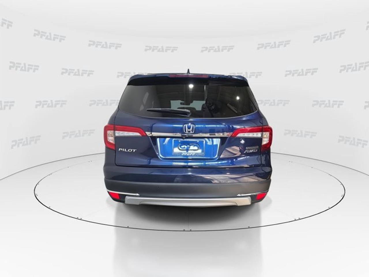 2021 Honda Pilot Touring 7-Passenger Photo