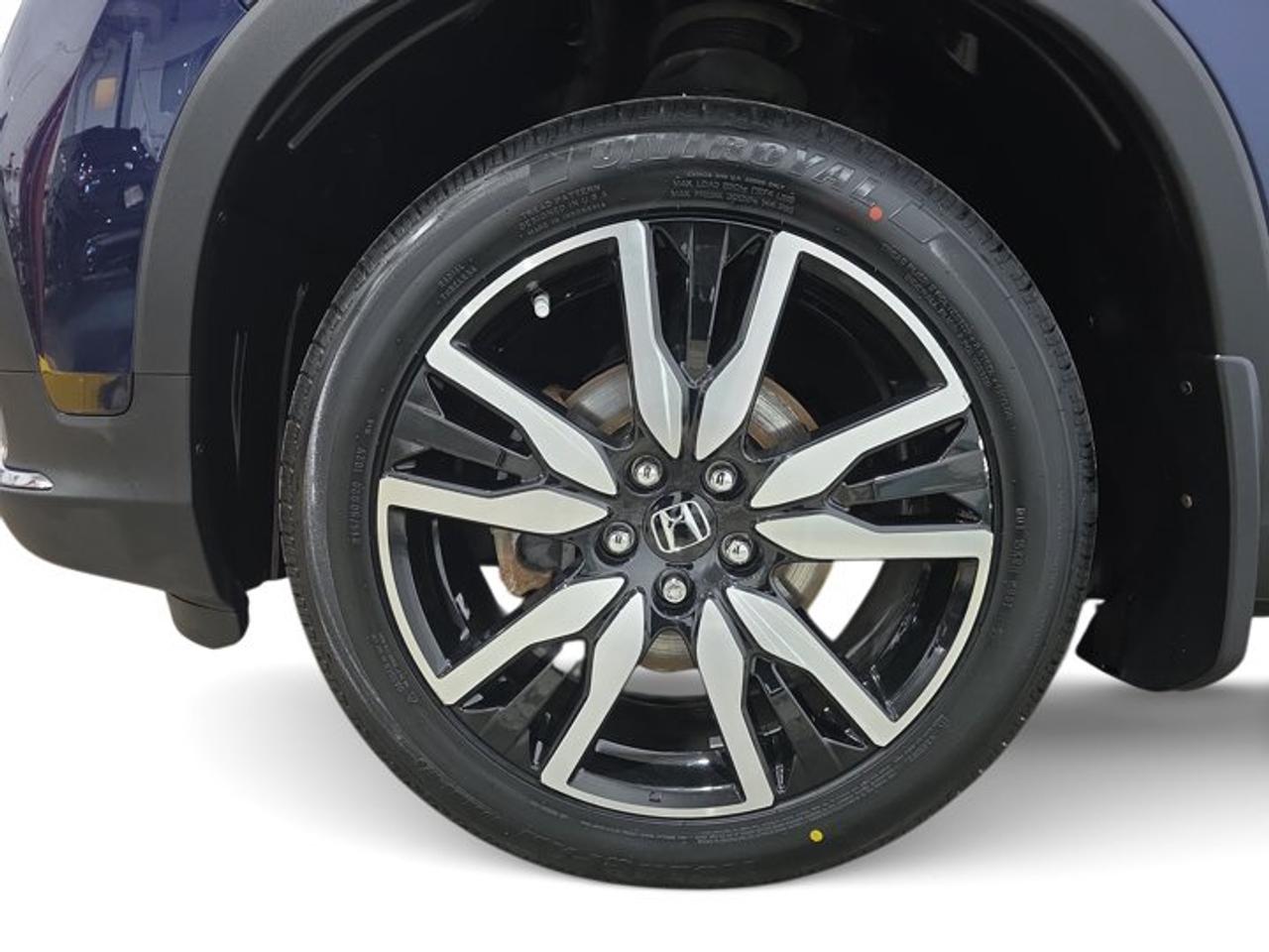 2021 Honda Pilot Touring 7-Passenger Photo