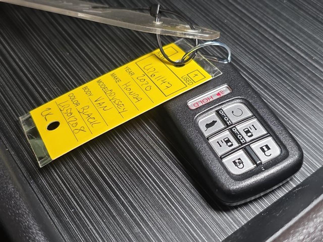 2020 Honda Odyssey EX-L w/ Navigation & RES Photo