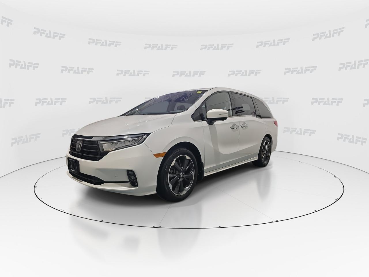 2024 Honda Odyssey Touring Photo