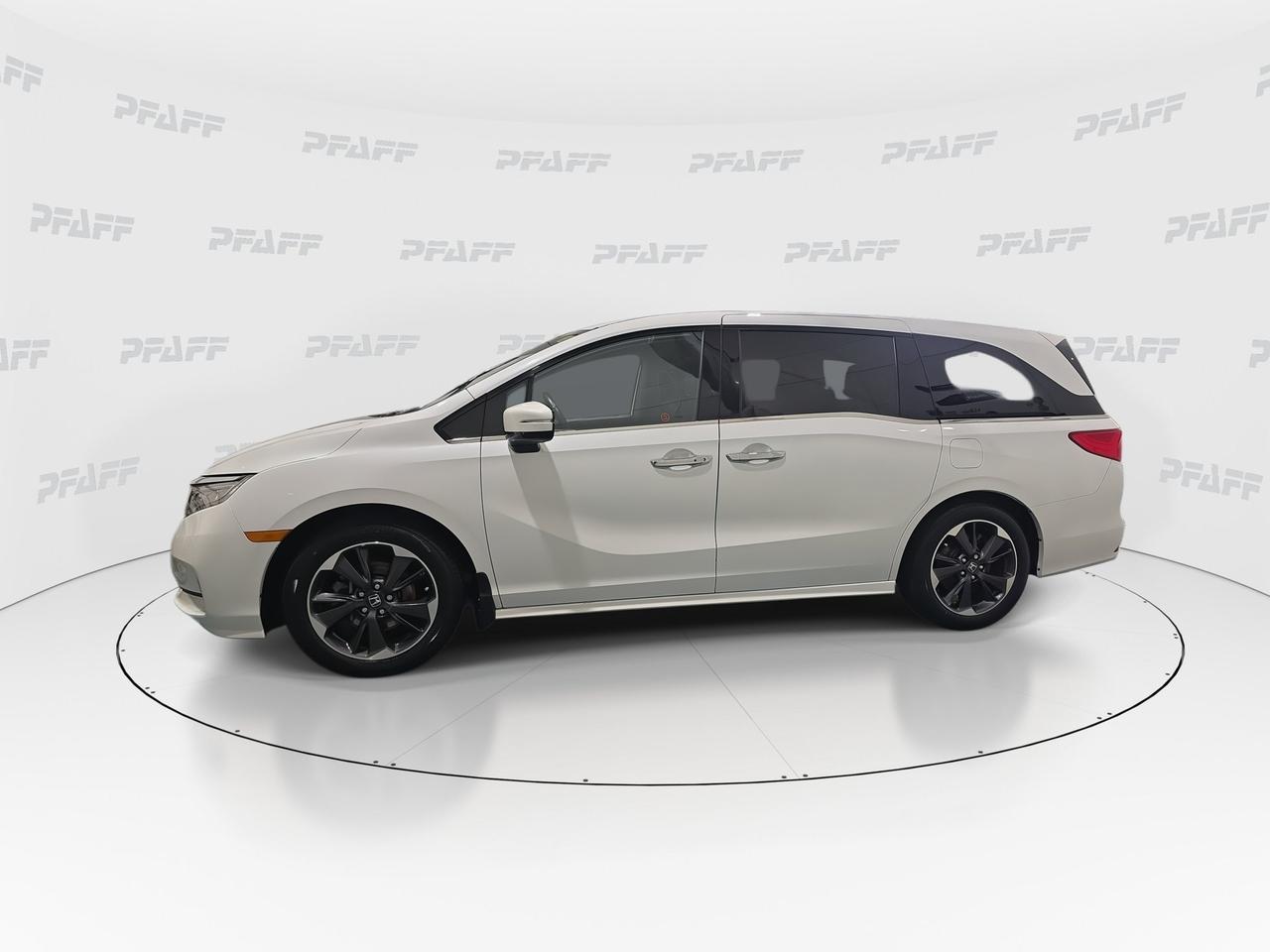 2024 Honda Odyssey Touring Photo